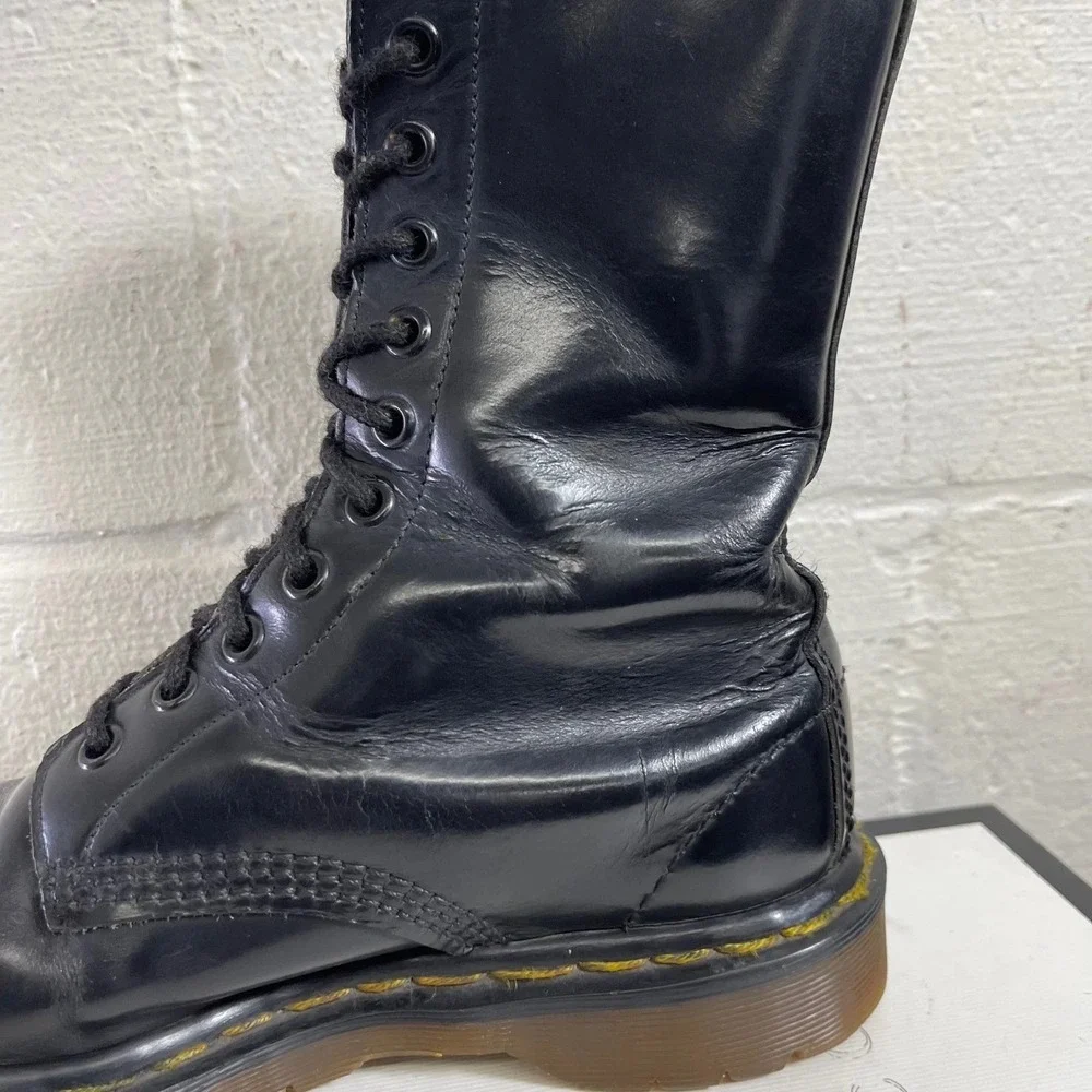 Dr. Martens Boots Black Smooth Leather 10 Eyelets Kids Sz 5 UK Made In England